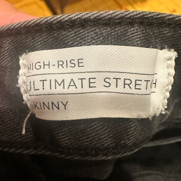 Lane Bryant High Rise Ultimate Stretch Skinny Black Jean Size 26 - Picture 3 of 4